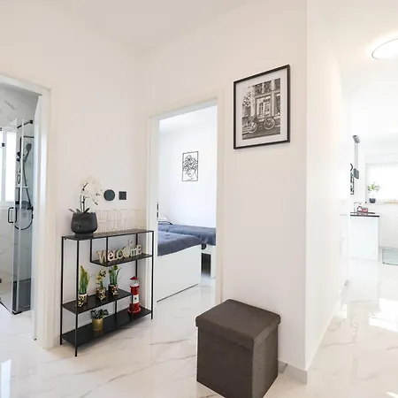 Appartamento Two Bedroom With A Sea View In A Quiet Area