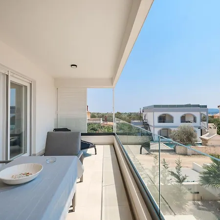 Two Bedroom With A Sea View In A Quiet Area Appartamento